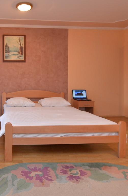 Guest House Vila Bor Нови-Сад Номер фото